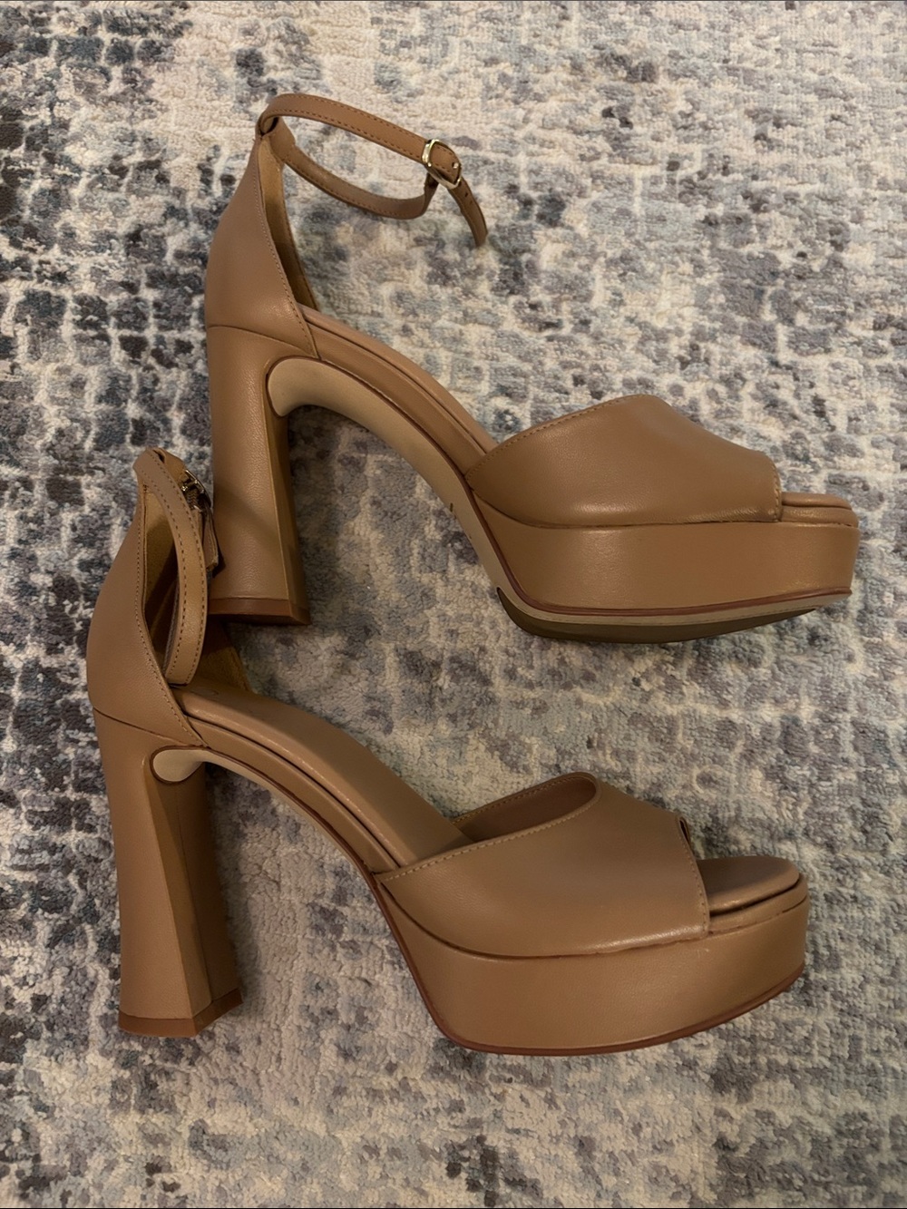 27 Edit by Naturalizer “Delphie” Women's Ankle-Strap Platform Sandals in Nude 6M - Picture 7 of 8